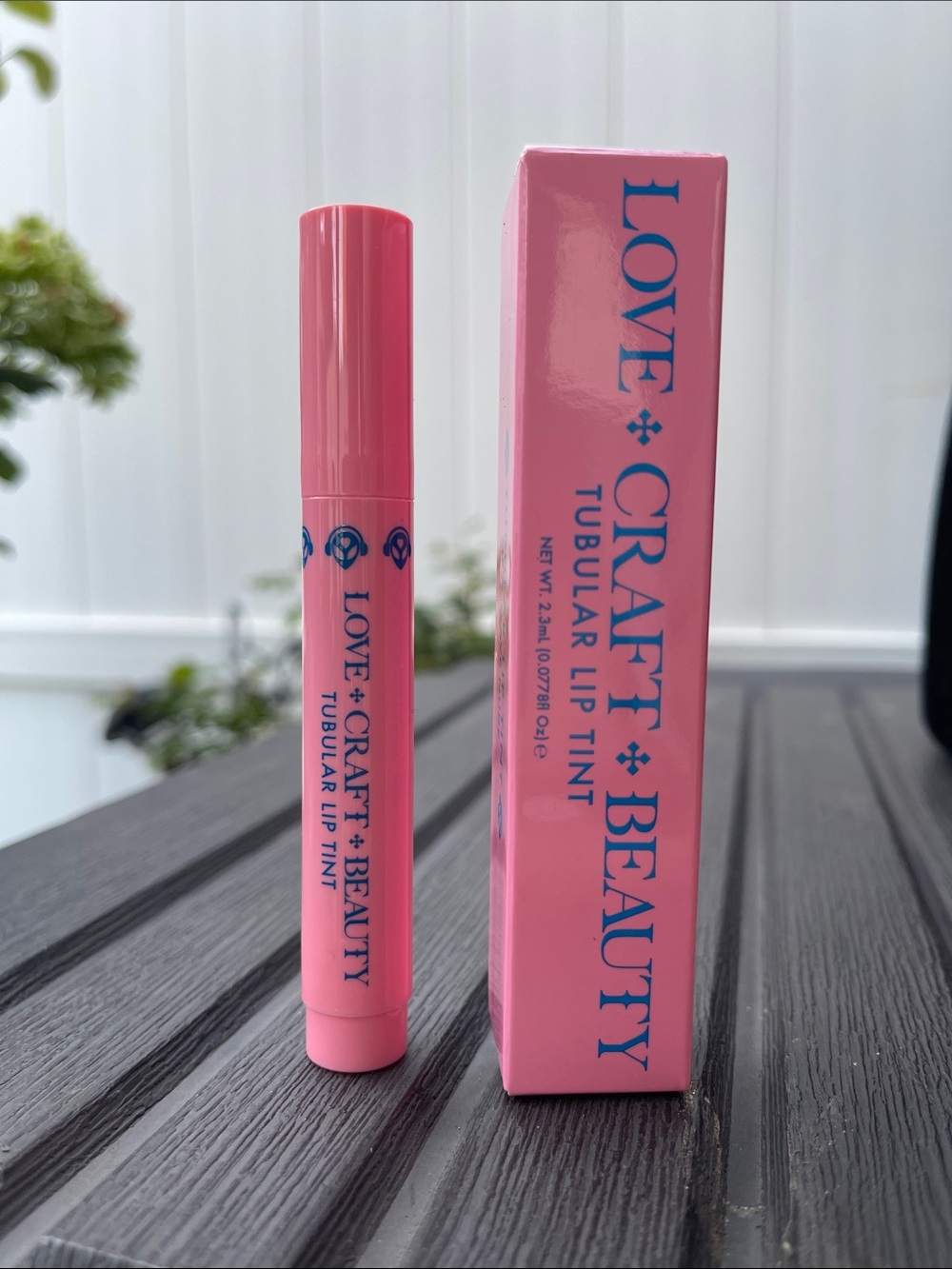 LOVE+CRAFT+BEAUTY - Tubular Lip Tint - New Wave Nude - Picture 4 of 8